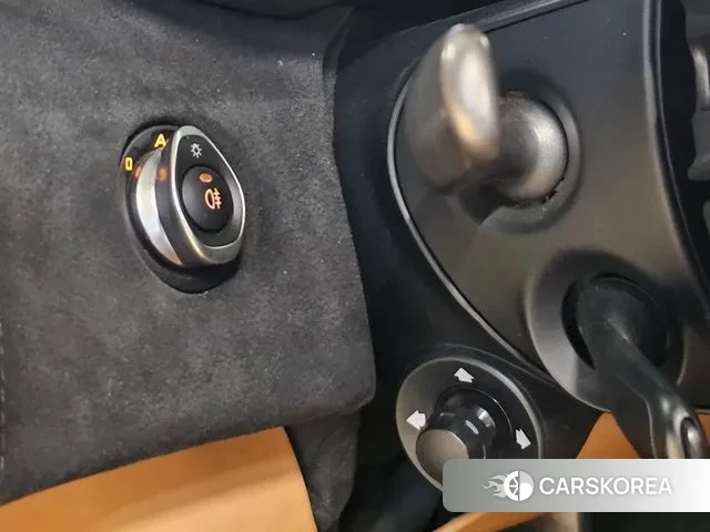 McLaren 570S 2019 Синий из Кореи, фото 2