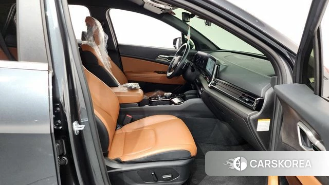 Kia Sportage 5th Generation Hybrid 2023 Серый из Кореи, фото 2