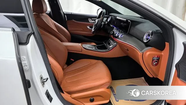 Mercedes-Benz CLS-Class C257 2022 Белый из Кореи, фото 2