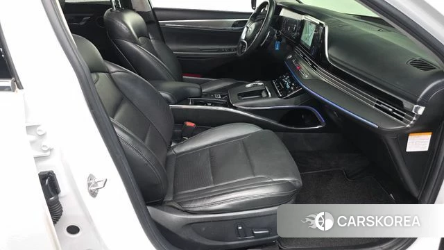 Hyundai The New Grandeur IG Hybrid 2022 Белый из Кореи, фото 2