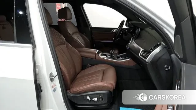 BMW X5 (G05) 2022 Белый из Кореи, фото 2