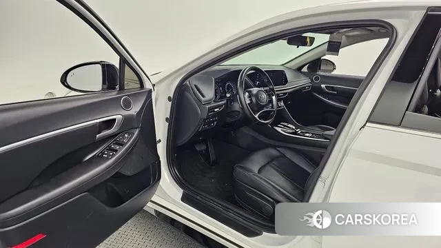 Hyundai Sonata (DN8) 2022 Белый из Кореи, фото 2