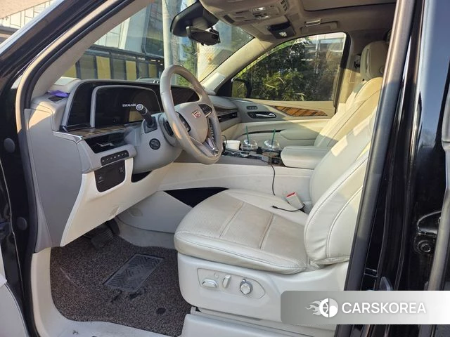 Cadillac Escalade 5th Generation 2022 Черный из Кореи, фото 2