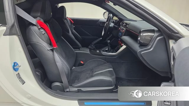 Toyota GR86 2024 Белый из Кореи, фото 2