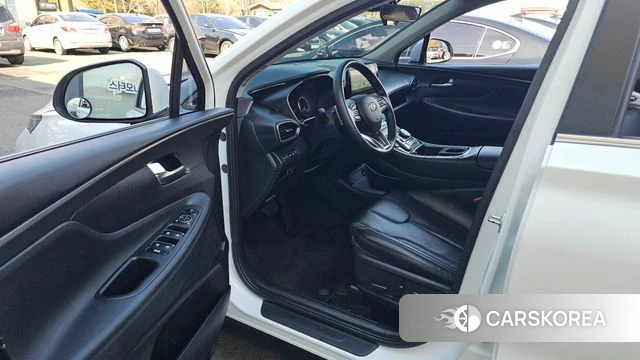 Hyundai The New Santa Fe 2021 Белый из Кореи, фото 2