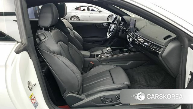 Audi A5 (F5) 2021 Белый из Кореи, фото 2