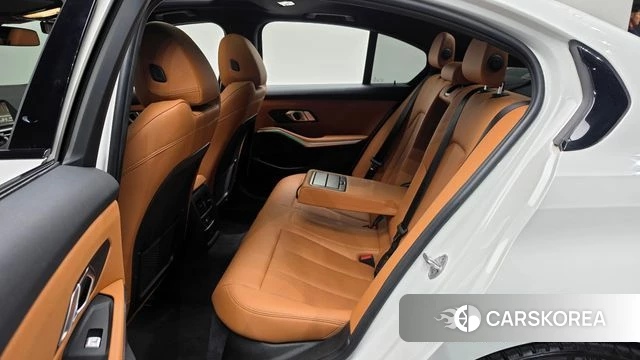 BMW 3 Series (G20) 2022 Белый из Кореи, фото 2
