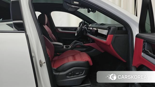 Porsche Cayenne (PO536) 2023 Белый из Кореи, фото 2