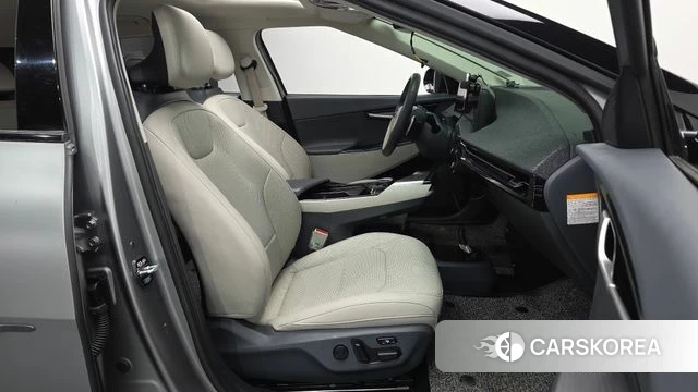 Kia EV6 2022 Серый из Кореи, фото 2