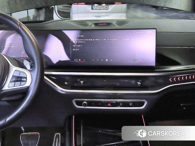 BMW X7 (G07) 2024 Черный из Кореи, фото 2