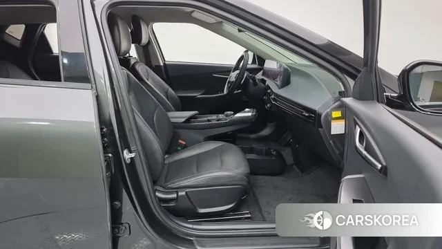 Kia EV6 2021 Серый из Кореи, фото 2