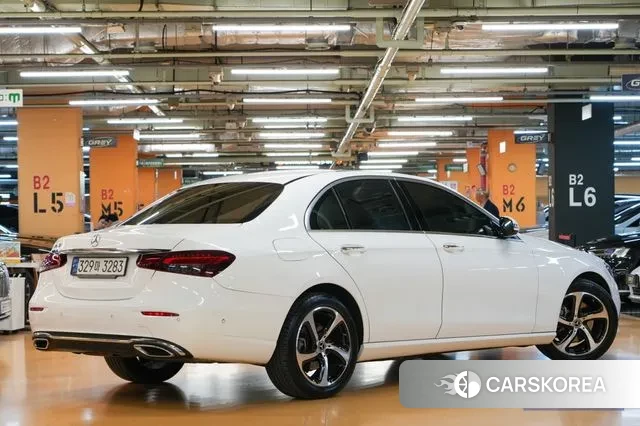 Mercedes-Benz E-Class W213 2020 Белый из Кореи, фото 2