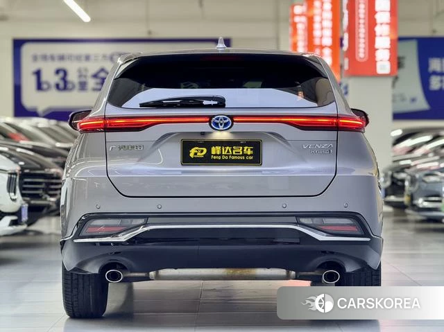Toyota Weisha 2023 Серебристо-серый из Китая, фото 2