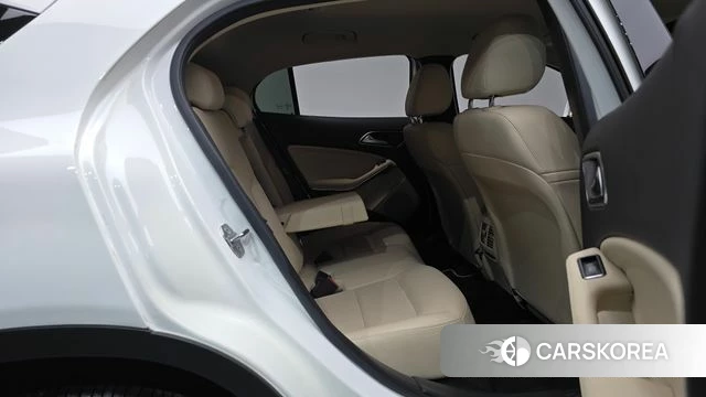 Mercedes-Benz GLA-Class X156 2018 Белый из Кореи, фото 2