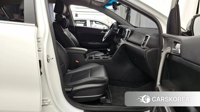 Kia Sportage 4th Generation 2018 Белый из Кореи, фото 2