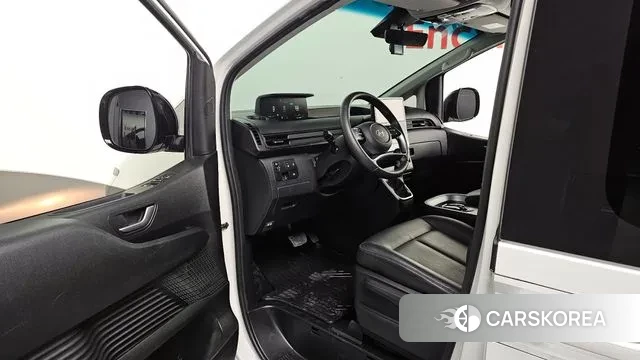 Hyundai Staria 2024 Белый из Кореи, фото 2