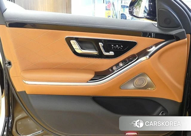 Mercedes-Benz S-Class W223 2023 Черный из Кореи, фото 2