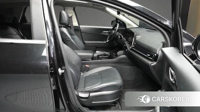 Kia Sportage 5th Generation 2022 Черный из Кореи, фото 2