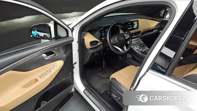 Hyundai The New Santa Fe 2023 Белый из Кореи, фото 2