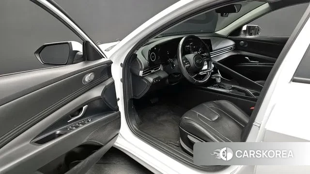 Hyundai Avante (CN7) 2022 Белый из Кореи, фото 2