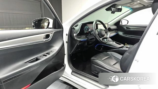 Hyundai The New Grandeur IG Hybrid 2022 Белый из Кореи, фото 2