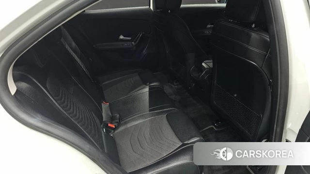 Mercedes-Benz A-Class W177 2020 Белый из Кореи, фото 2
