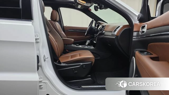 Jeep Grand Cherokee 2021 Белый из Кореи, фото 2