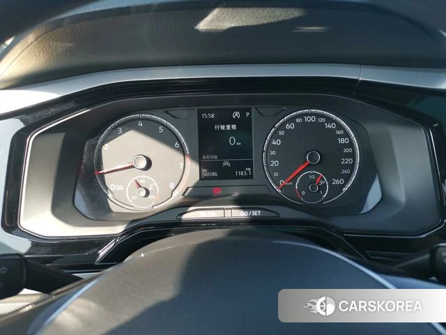 Volkswagen Polo 2021 Белый из Китая, фото 2