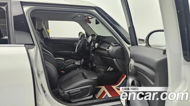 Mini Cooper 2020 Серебряный из Кореи, фото 2