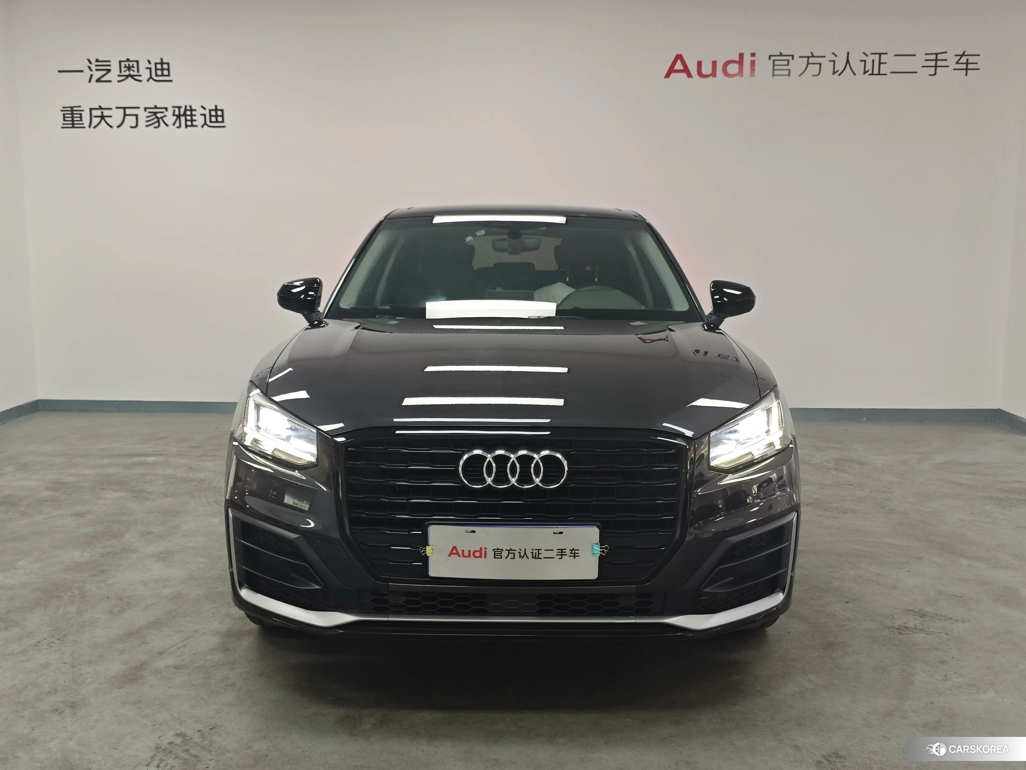 Audi Q2L 2021 Темно-серый из Китая, фото 2
