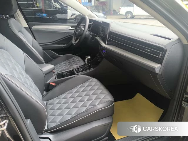 Volkswagen Sagitar 2024 Темно-серый из Китая, фото 2