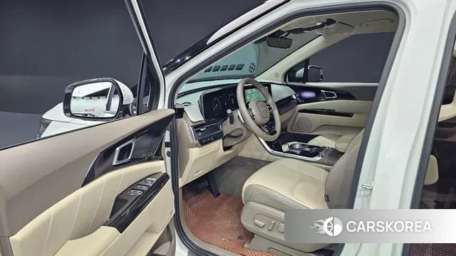 Kia Carnival 4th generation 2023 Белый из Кореи, фото 2