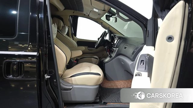 Hyundai The New Grand Starex 2018 Черный из Кореи, фото 2
