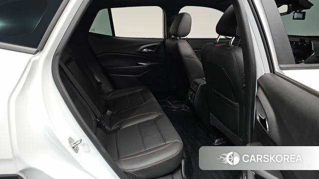 Chevrolet (GM Daewoo) Trax Crossover 2023 Белый из Кореи, фото 2