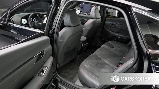 Hyundai Sonata (DN8) 2022 Черный из Кореи, фото 2