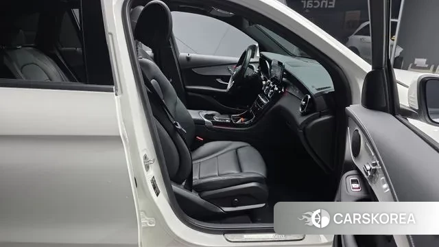 Mercedes-Benz GLC-Class X253 2022 Белый из Кореи, фото 2