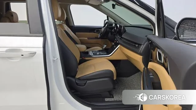 Kia Carnival 4th generation 2022 Белый из Кореи, фото 2