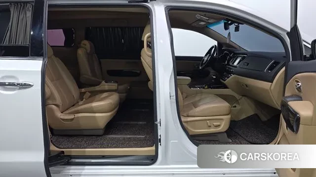 Kia The New Carnival 2018 Белый из Кореи, фото 2