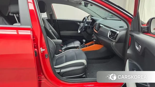 Kia Stonic 2019 Красный из Кореи, фото 2