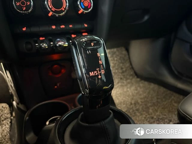 Mini Cooper 2020 Зеленый из Кореи, фото 2