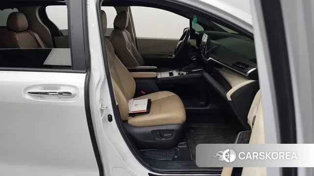Toyota Sienna 4th Generation 2022 Белый из Кореи, фото 2