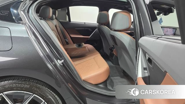 BMW i5 (G60) 2023 Серый из Кореи, фото 2