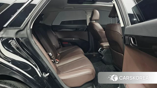 Hyundai Grandeur Hybrid (GN7) 2023 Черный из Кореи, фото 2