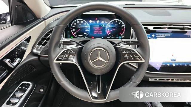 Mercedes-Benz E-Class W214 2025 Белый из Кореи, фото 2