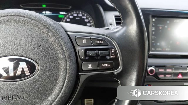 Kia Niro 2018 Белый из Кореи, фото 2