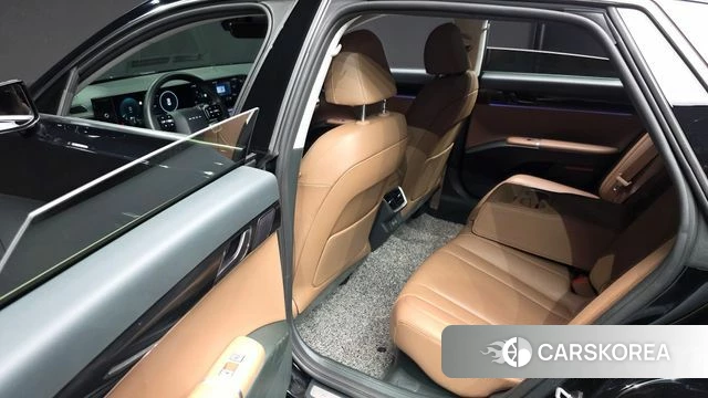 Hyundai Grandeur Hybrid (GN7) 2023 Черный из Кореи, фото 2