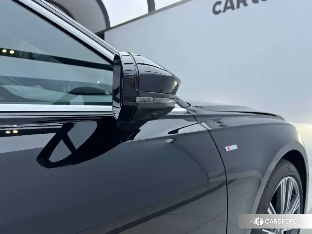 Audi A6L 2026 Черный из Китая, фото 2