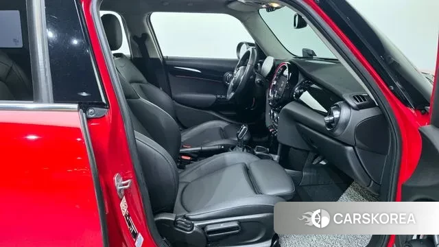 Mini Cooper S 2022 Красный из Кореи, фото 2