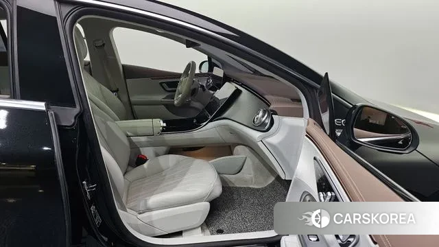 Mercedes-Benz EQE V295 2023 Черный из Кореи, фото 2