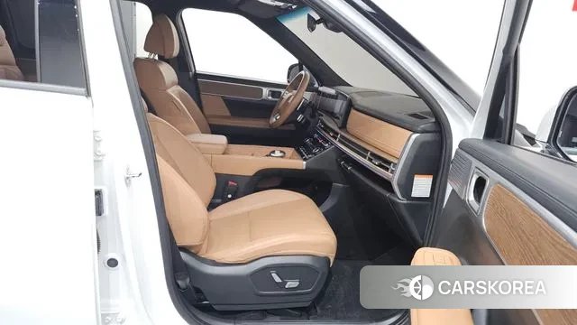 Hyundai Santa Fe (MX5) 2024 Белый из Кореи, фото 2